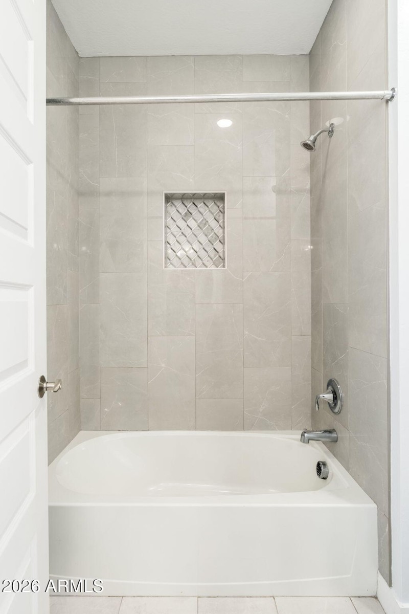 3413 E Crest Ln, 03-16 - 36