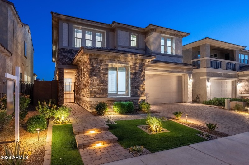 3413 E Crest Ln, T-03-13 - 03