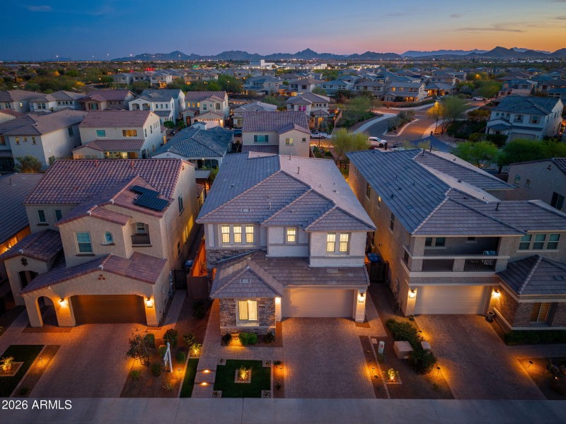 3413 E Crest Ln, T-03-13 - 18