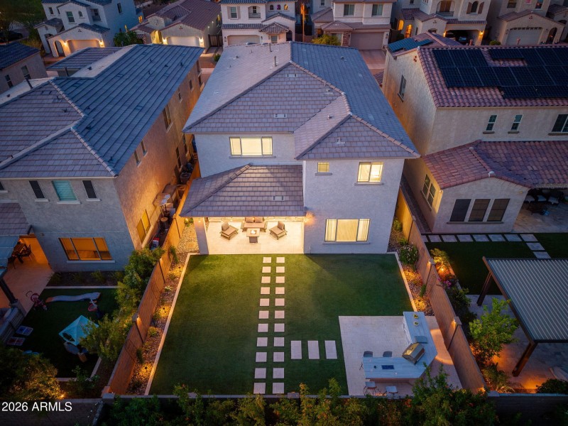 3413 E Crest Ln, T-03-13 - 22