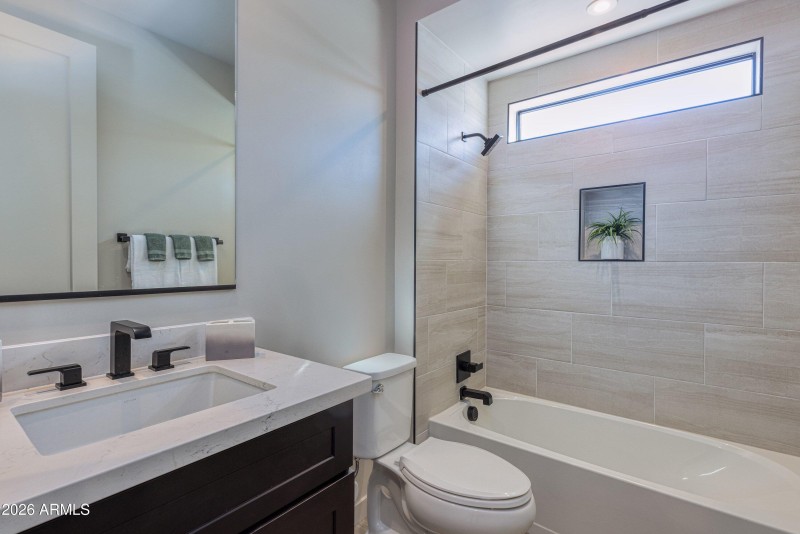 Full Bathroom for Secondary Bedroom