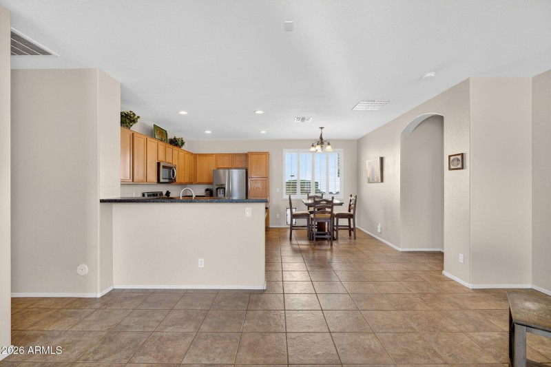 13-web-or-mls-017E Vermont