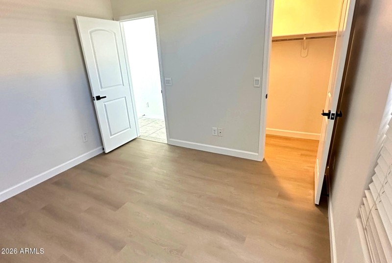 08_Primary_Bedroom_Suite