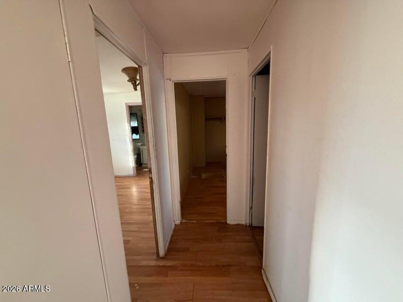 Hallway and enterance to Br 4