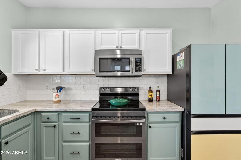 13-web-or-mls-020S Banning St