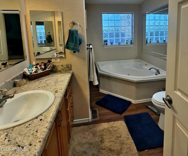 64f9c41b-a660-4c3a-a69e-f45d6f203ed4