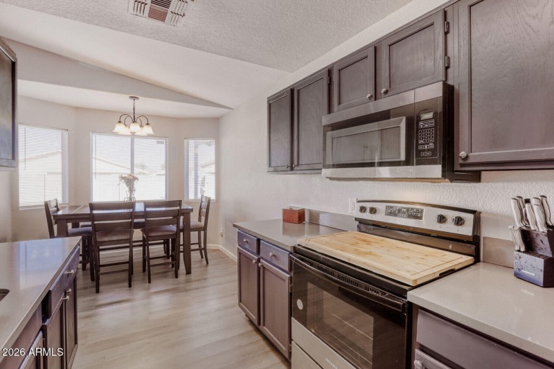 10202 N 87th Ave - Web Quality - 016 - 1