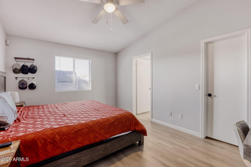 10202 N 87th Ave - Web Quality - 019 - 1