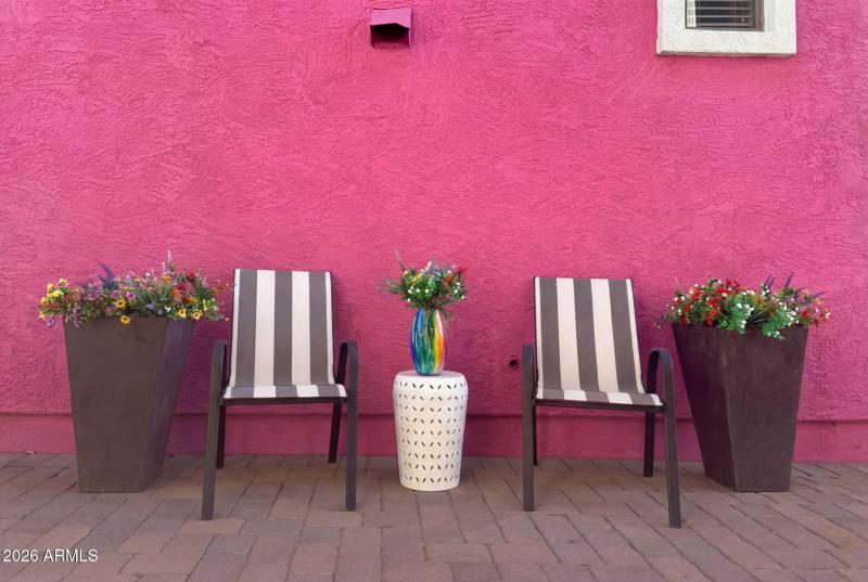 46-web-or-mls-S Banning St