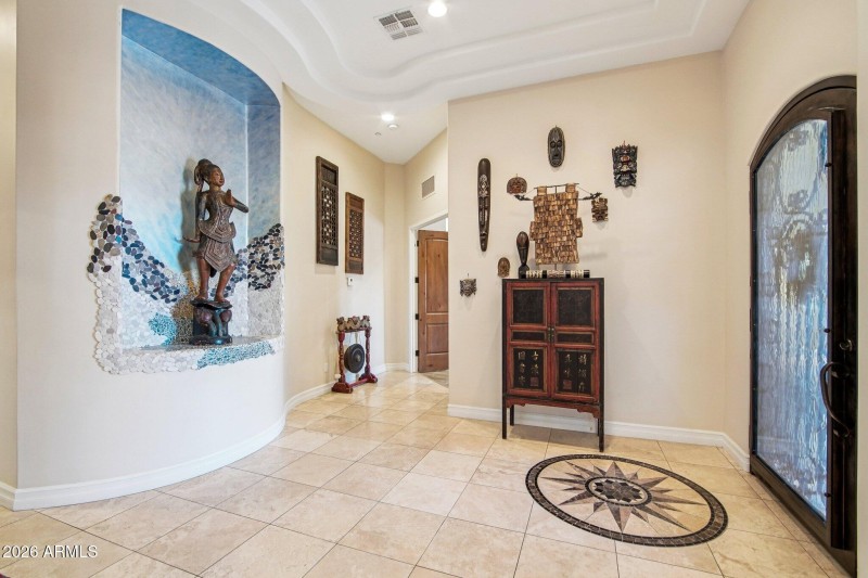 18-web-or-mls-E Canyon Ridge N Dr-S1603-