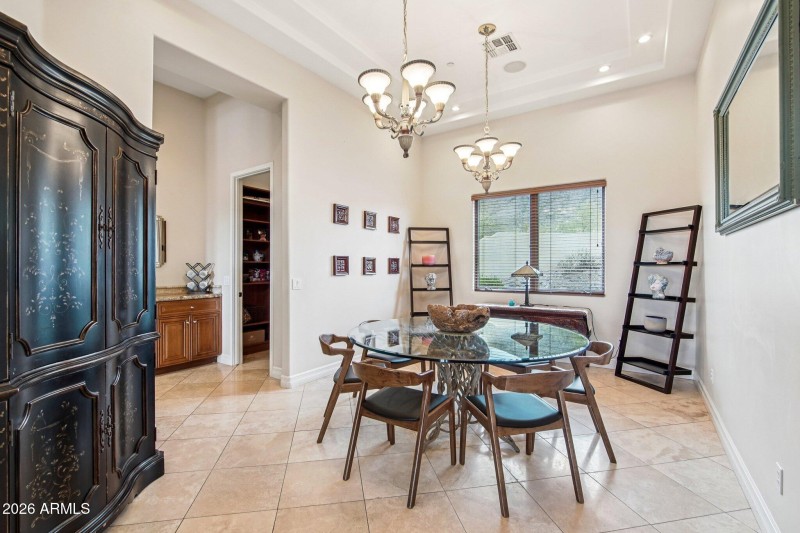 22-web-or-mls-E Canyon Ridge N Dr-S1603-