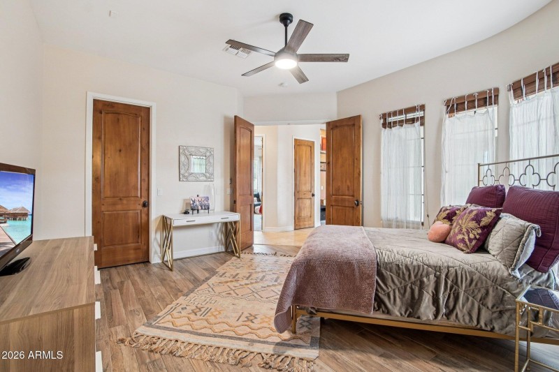 39-web-or-mls-E Canyon Ridge N Dr-S1603-