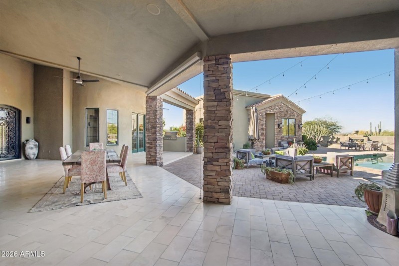 5-web-or-mls-E Canyon Ridge N Dr-S1903-1