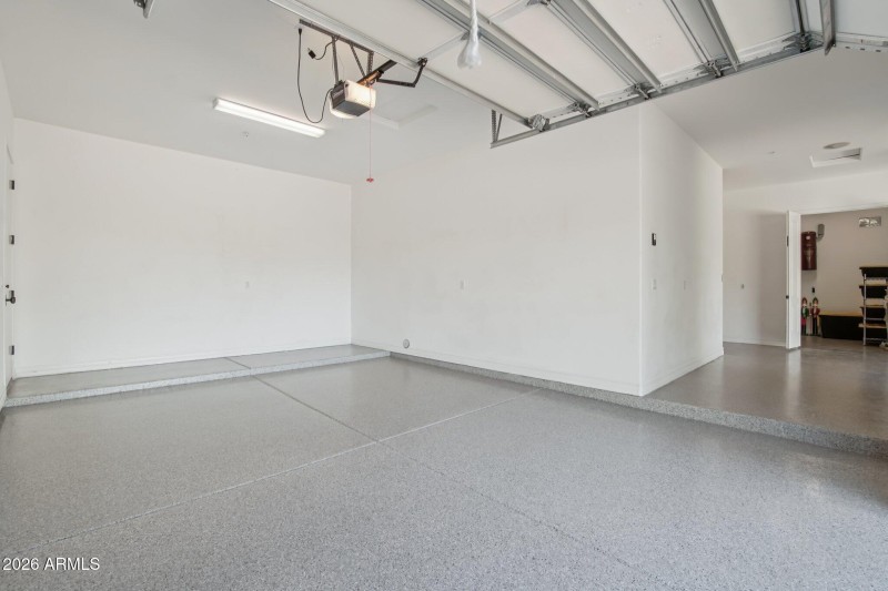 12-web-or-mls-E Canyon Ridge N Dr-S1903-