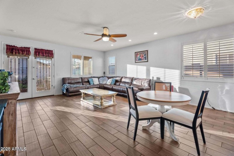 20231110224619310688000000-o