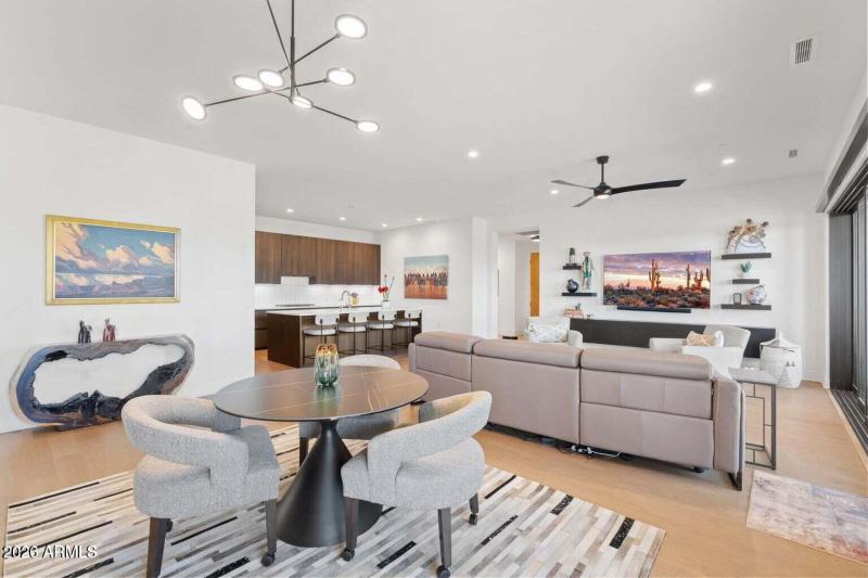 20260129222036899711000000-o