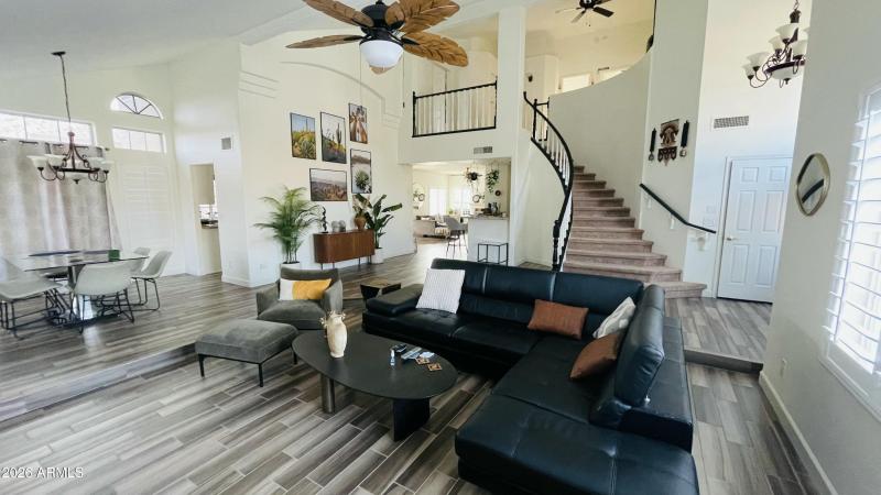 7D3952FC-F635-4C3E-90C8-6FB235ADBC49_1_2