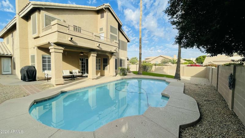 91B6AA7E-C1F8-478E-891E-D41B5E7EDFB4_1_2