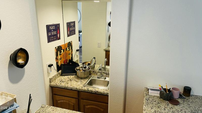 1C39D3F3-41DA-40FE-97EA-C7EE4EE81D56_1_2