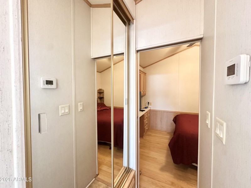 HALLWAY MIRRORED CLOSET