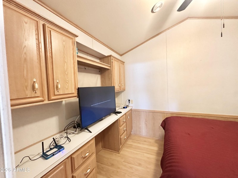 BUILT IN DESK/DRESSER AREA