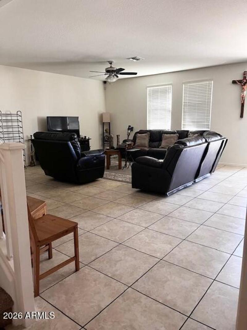 42ND AVE BONUS ROOM (2)