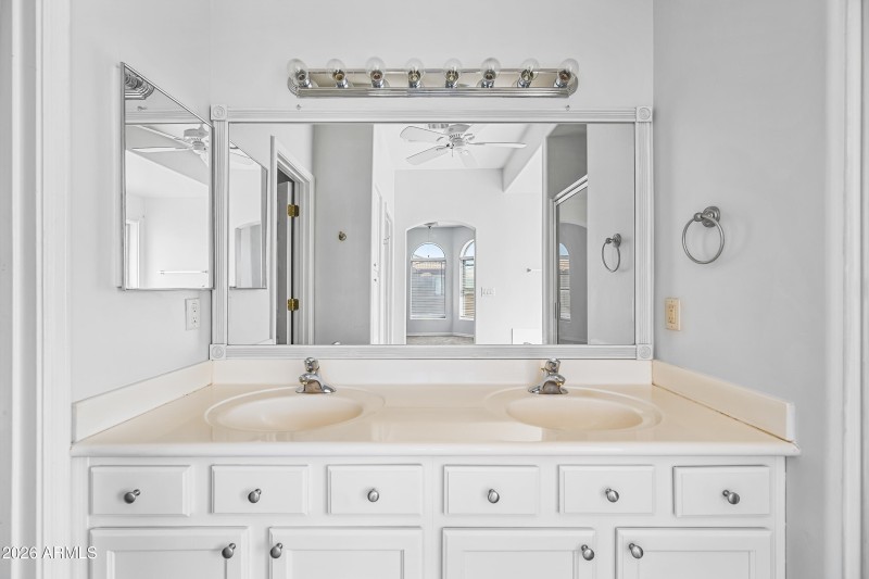 15-14000N94S1001-ocupix-3-17-2026