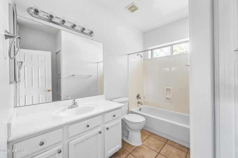 18-14000N94S1001-ocupix-3-17-2026