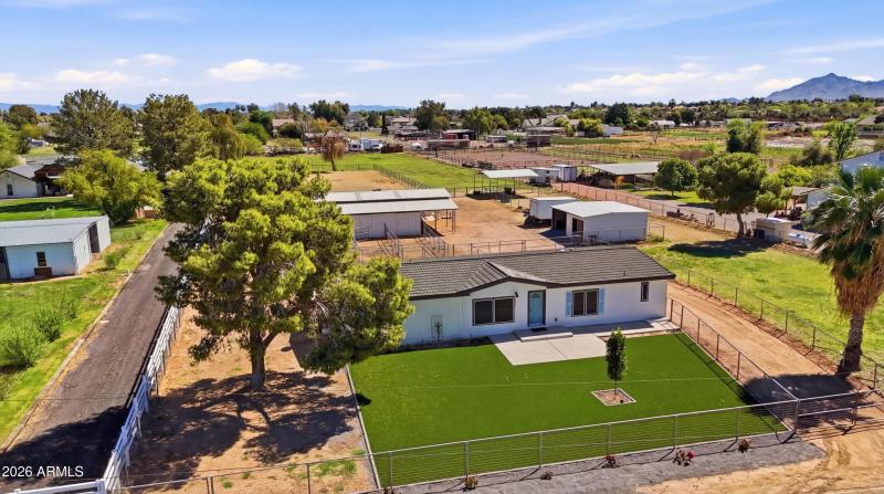 23317 S 180th St - 27