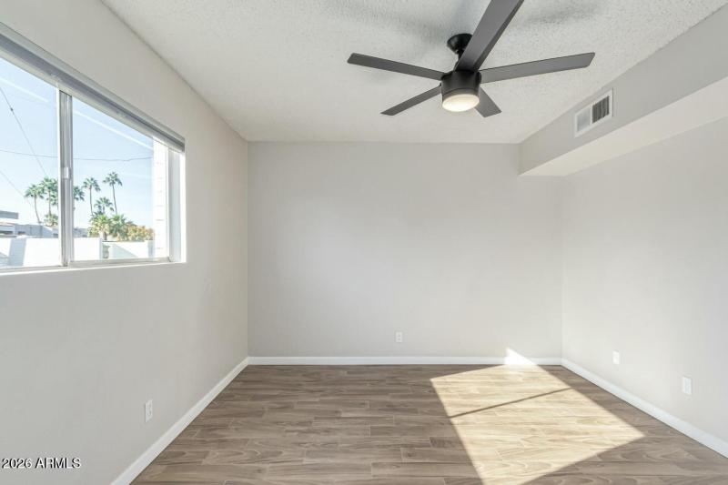 20241226162634709319000000-o