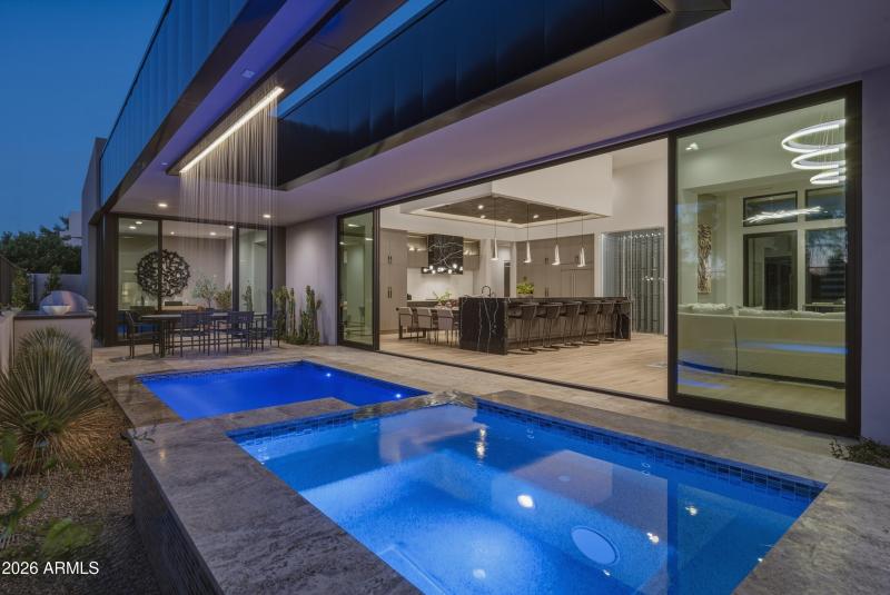 066_Cascading Pool Spa