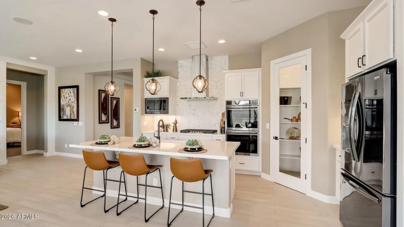 Lot 20 - 1760039028722