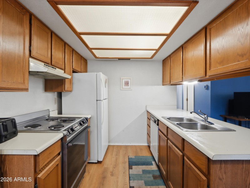 520 N Stapley Dr (8)