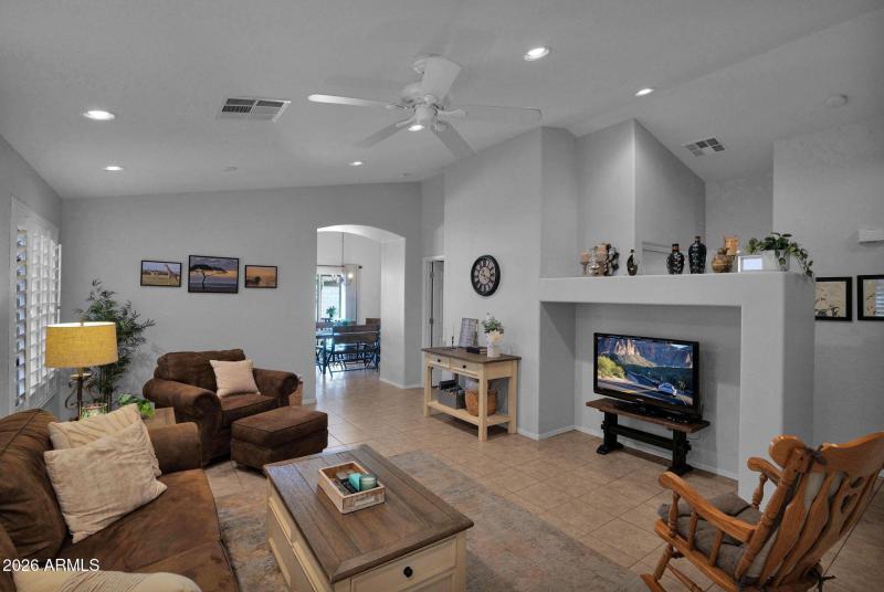 8-web-or-mls-P1570618