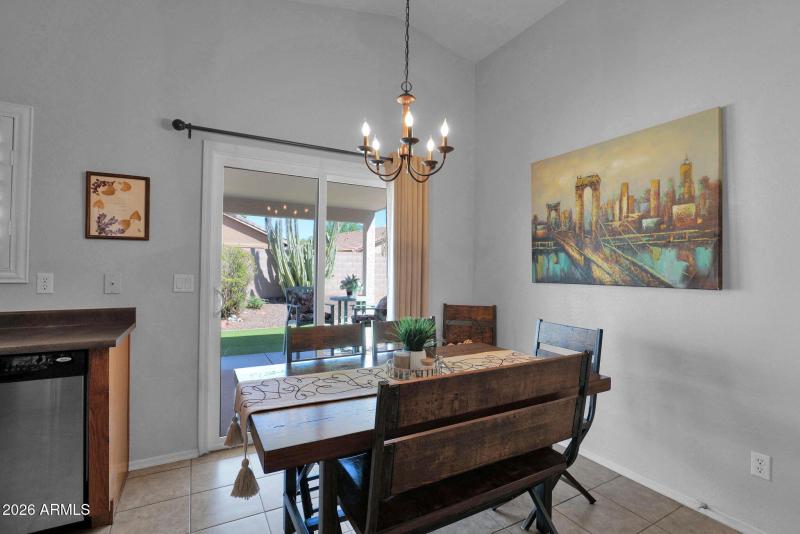 19-web-or-mls-P1570647