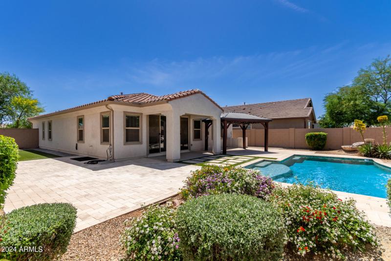 0033-33 - Tumbleweed