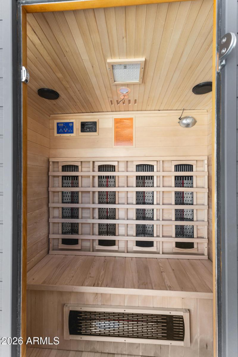 1821 E Lynwood St-62 101