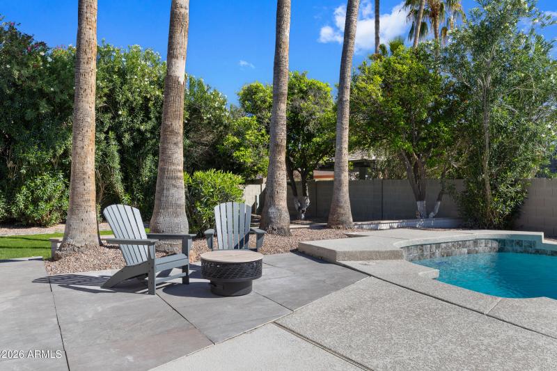 1821 E Lynwood St-66