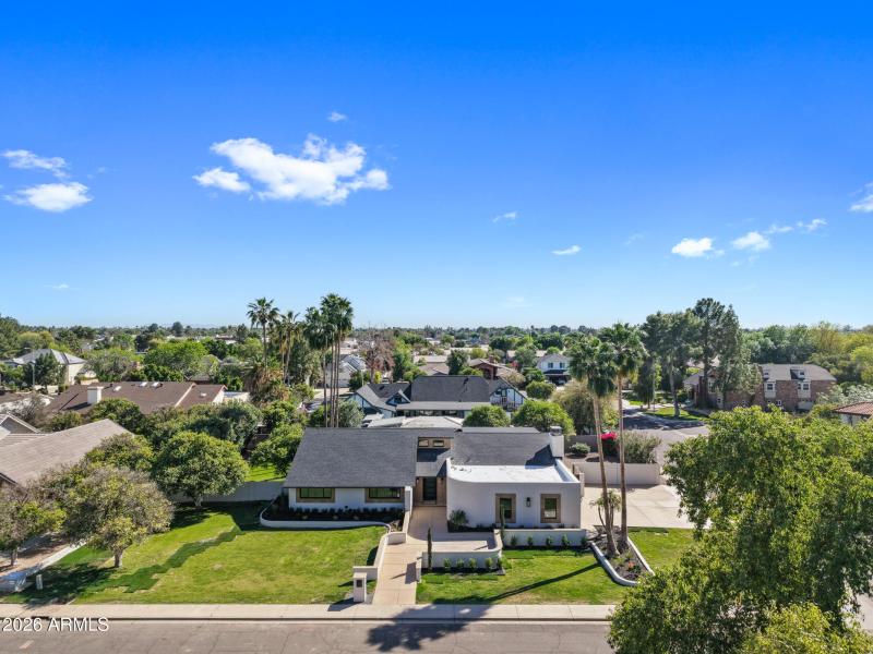 1821 E Lynwood St-71