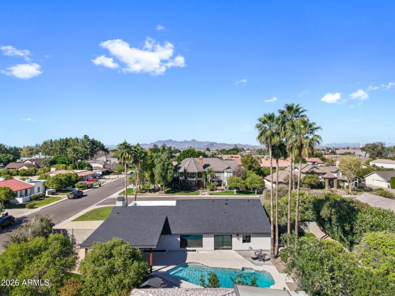 1821 E Lynwood St-75