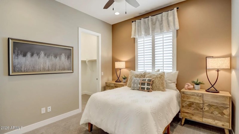 Lot 20 - 1760039079664