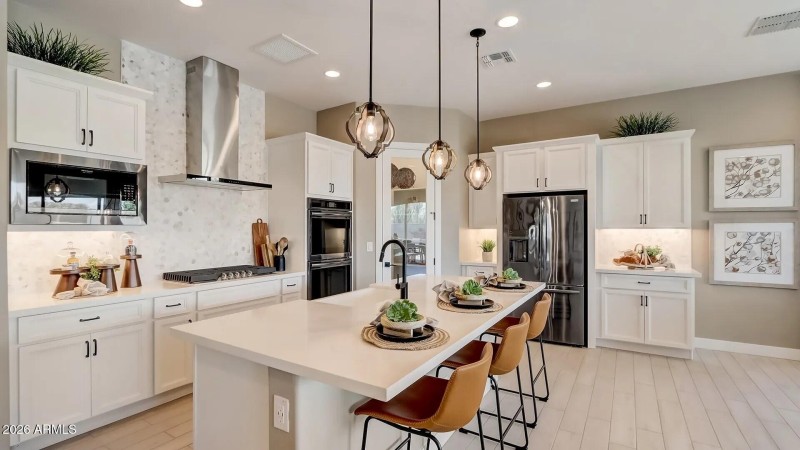 Lot 20 - 1760039106814