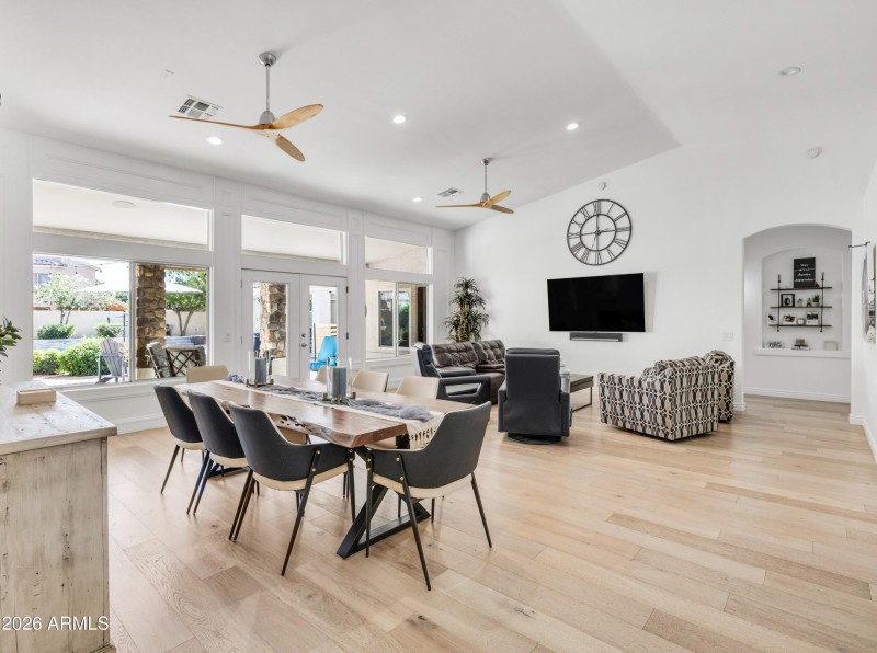 Dining Room / Living Room