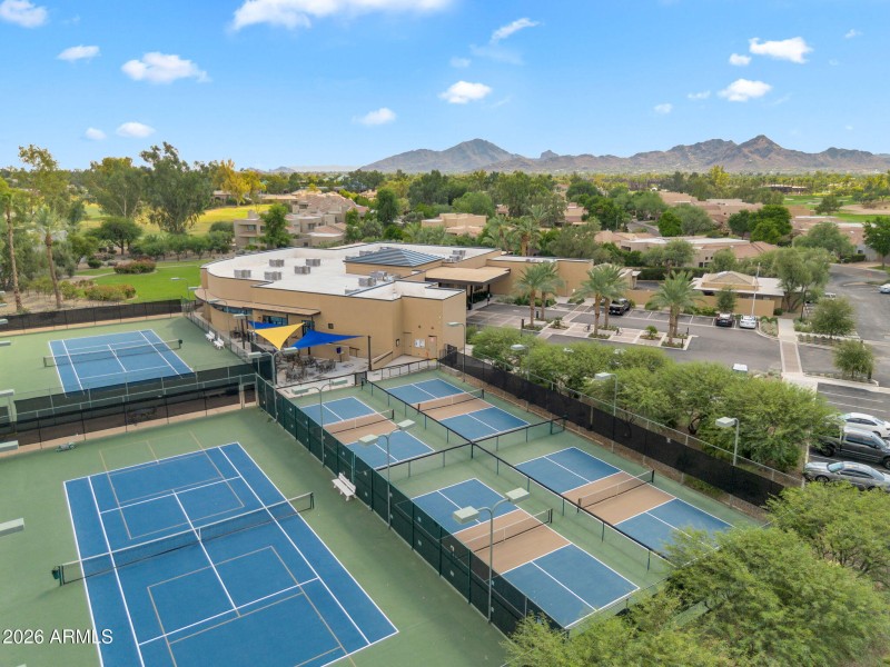 Tennis/Pickleball Courts