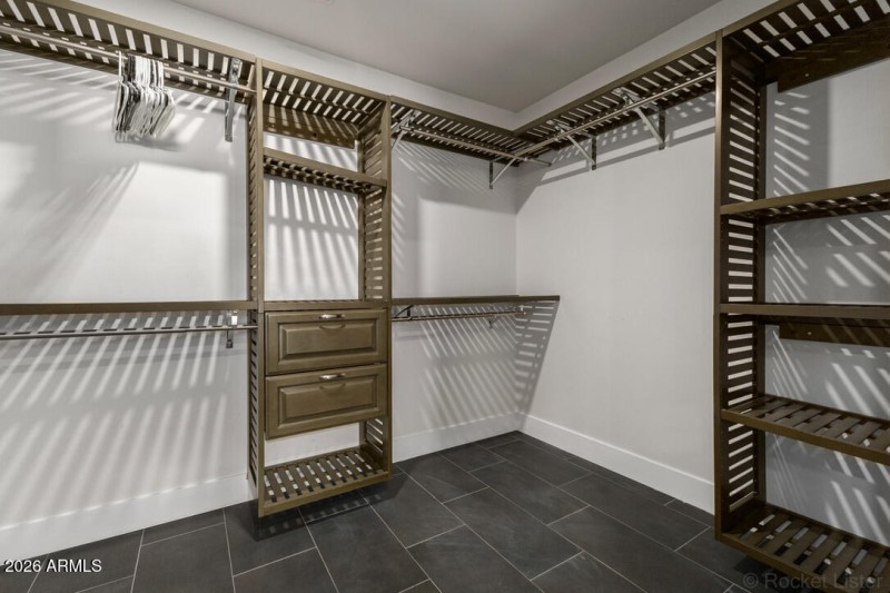 E94C3861-548C-4C8F-8AE3-FC4D674FAA9C_1_1