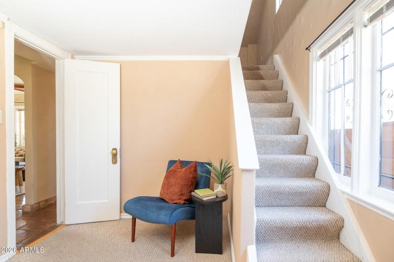 1636 E Pinchot Ave (29)