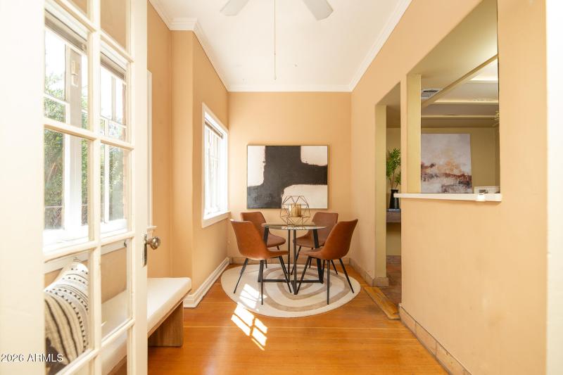 1636 E Pinchot Ave (41)