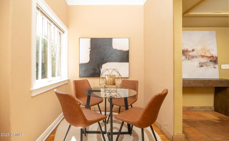 1636 E Pinchot Ave (42)