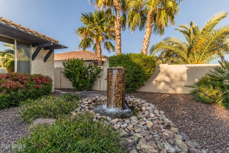 Water Fountain Zen garden