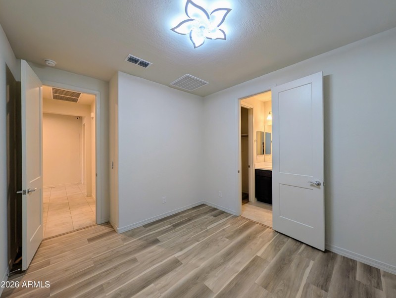 PXL_20260308_011153436